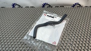 Патрубок вентиляции картерных газов шланг клапана PCV HONDA STEPWGN, VEZEL, JADE OEM 1713159B000,1713159B010