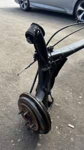 Балка подвески HONDA FIT OEM 42100T5AJ74 GK3