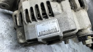 Генератор (Б/У) MITSUBISHI AIRTREK OEM MD377789 CU2W