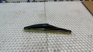 Щетка стеклоочистителя задняя